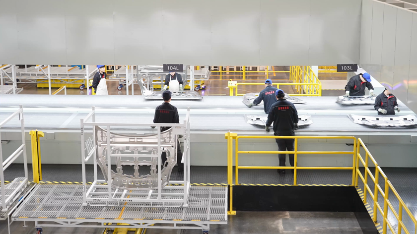 汽车配件海报设计 提升品牌形象的视觉策略